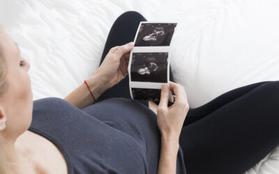 Questions to Ask Yourself Before Becoming a Surrogate